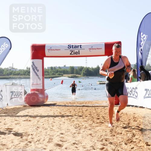 01.09.2024 - 17. Tribühne Triathlon Luisa Fischer http://msf.ph/oto/6926636 01.09.2024 10:59:00 Schwimmen 400, 420, 434 meine-sportfotos.de