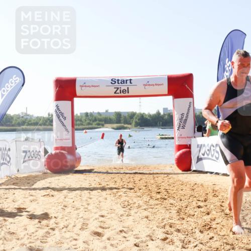 01.09.2024 - 17. Tribühne Triathlon Luisa Fischer http://msf.ph/oto/6926640 01.09.2024 10:59:01 Schwimmen 400, 420, 434 meine-sportfotos.de
