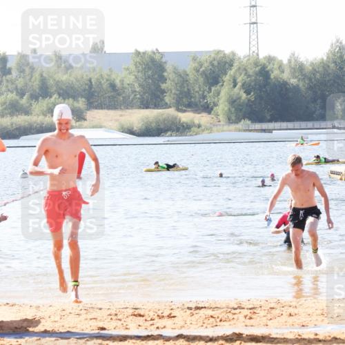01.09.2024 - 17. Tribühne Triathlon Luisa Fischer http://msf.ph/oto/6926679 01.09.2024 10:59:19 Schwimmen 333, 405, 429 meine-sportfotos.de