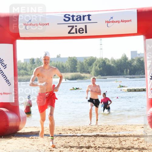 01.09.2024 - 17. Tribühne Triathlon Luisa Fischer http://msf.ph/oto/6926687 01.09.2024 10:59:21 Schwimmen 333, 405, 429 meine-sportfotos.de