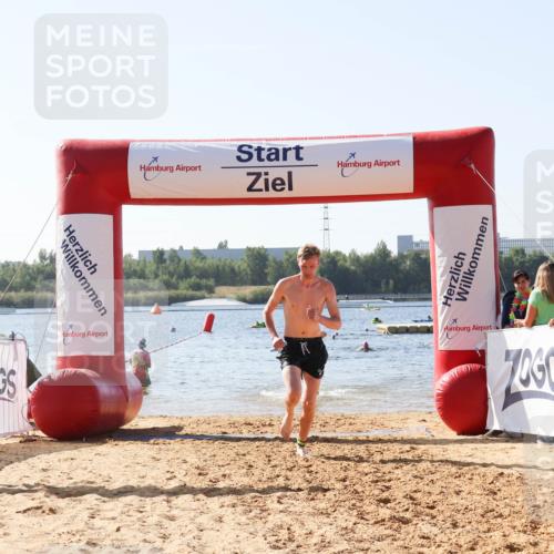 01.09.2024 - 17. Tribühne Triathlon Luisa Fischer http://msf.ph/oto/6926701 01.09.2024 10:59:24 Schwimmen 333, 405, 429 meine-sportfotos.de