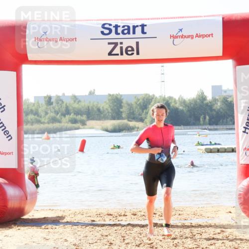 01.09.2024 - 17. Tribühne Triathlon Luisa Fischer http://msf.ph/oto/6926720 01.09.2024 10:59:29 Schwimmen 333, 405, 429 meine-sportfotos.de