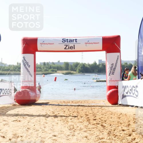 01.09.2024 - 17. Tribühne Triathlon Luisa Fischer http://msf.ph/oto/6926732 01.09.2024 10:59:31 Schwimmen 405, 429 meine-sportfotos.de