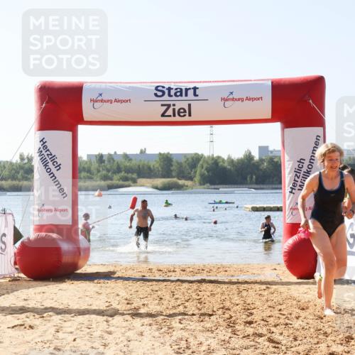 01.09.2024 - 17. Tribühne Triathlon Luisa Fischer http://msf.ph/oto/6926857 01.09.2024 11:00:37 Schwimmen 380, 422, 444 meine-sportfotos.de
