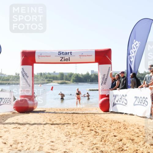 01.09.2024 - 17. Tribühne Triathlon Luisa Fischer http://msf.ph/oto/6927006 01.09.2024 11:02:00 Schwimmen 312, 398, 421 meine-sportfotos.de