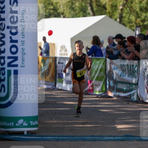 01.09.2024 - 17. Tribühne Triathlon Michael Strokosch http://msf.ph/oto/6930815 01.09.2024 09:47:38 Ziel 67, 89, 90, 106 meine-sportfotos.de