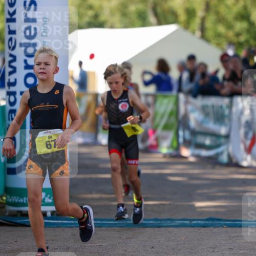 01.09.2024 - 17. Tribühne Triathlon Michael Strokosch http://msf.ph/oto/6930830 01.09.2024 09:47:40 Ziel 67, 89, 90, 106, 119 meine-sportfotos.de