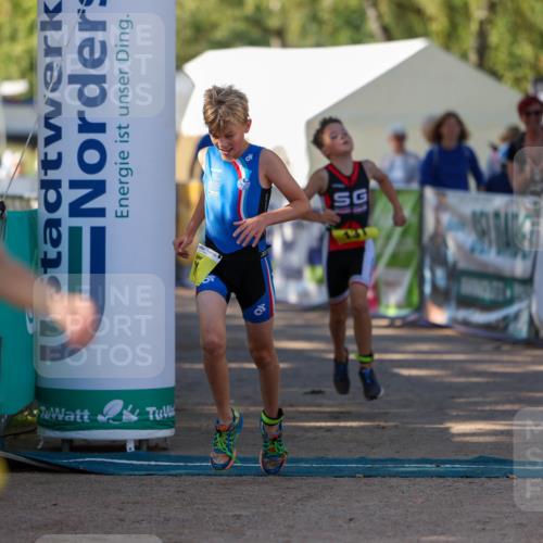 01.09.2024 - 17. Tribühne Triathlon Michael Strokosch http://msf.ph/oto/6930875 01.09.2024 09:47:48 Ziel 66, 71, 119, 131 meine-sportfotos.de