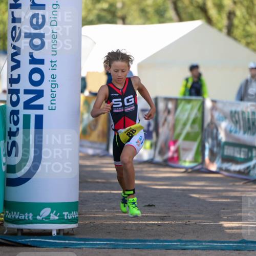01.09.2024 - 17. Tribühne Triathlon Michael Strokosch http://msf.ph/oto/6930927 01.09.2024 09:49:11 Ziel 88, 133 meine-sportfotos.de
