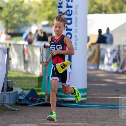 01.09.2024 - 17. Tribühne Triathlon Michael Strokosch http://msf.ph/oto/6930934 01.09.2024 09:49:12 Ziel 88, 133 meine-sportfotos.de