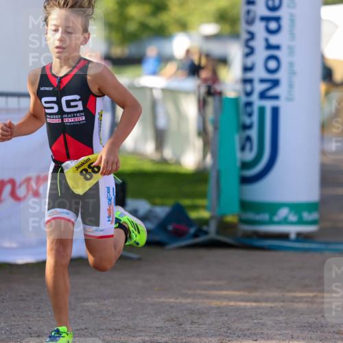 01.09.2024 - 17. Tribühne Triathlon Michael Strokosch http://msf.ph/oto/6930939 01.09.2024 09:49:12 Ziel 88, 133 meine-sportfotos.de