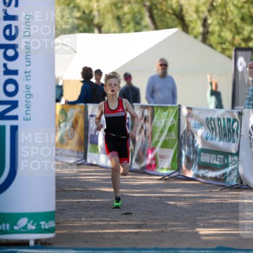 01.09.2024 - 17. Tribühne Triathlon Michael Strokosch http://msf.ph/oto/6930941 01.09.2024 09:49:15 Ziel 88, 133 meine-sportfotos.de