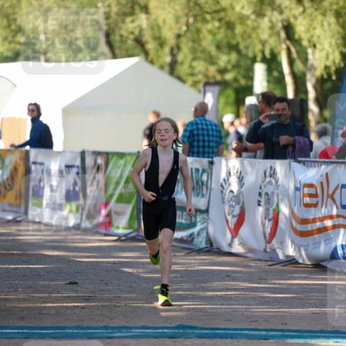 01.09.2024 - 17. Tribühne Triathlon Michael Strokosch http://msf.ph/oto/6930984 01.09.2024 09:49:28 Ziel 62, 65, 68 meine-sportfotos.de