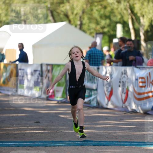 01.09.2024 - 17. Tribühne Triathlon Michael Strokosch http://msf.ph/oto/6930987 01.09.2024 09:49:29 Ziel 62, 65, 68 meine-sportfotos.de