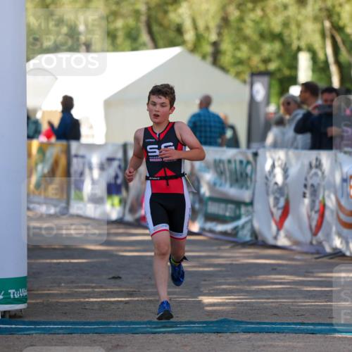 01.09.2024 - 17. Tribühne Triathlon Michael Strokosch http://msf.ph/oto/6930999 01.09.2024 09:49:32 Ziel 62, 68, 86 meine-sportfotos.de