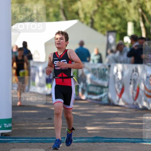 01.09.2024 - 17. Tribühne Triathlon Michael Strokosch http://msf.ph/oto/6931002 01.09.2024 09:49:32 Ziel 62, 68, 86 meine-sportfotos.de