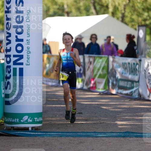 01.09.2024 - 17. Tribühne Triathlon Michael Strokosch http://msf.ph/oto/6931027 01.09.2024 09:49:41 Ziel 58, 86 meine-sportfotos.de