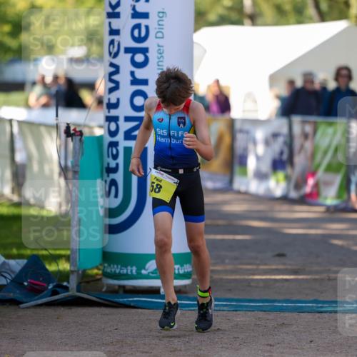 01.09.2024 - 17. Tribühne Triathlon Michael Strokosch http://msf.ph/oto/6931039 01.09.2024 09:49:43 Ziel 58, 103 meine-sportfotos.de