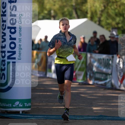01.09.2024 - 17. Tribühne Triathlon Michael Strokosch http://msf.ph/oto/6931050 01.09.2024 09:49:49 Ziel 103, 136 meine-sportfotos.de