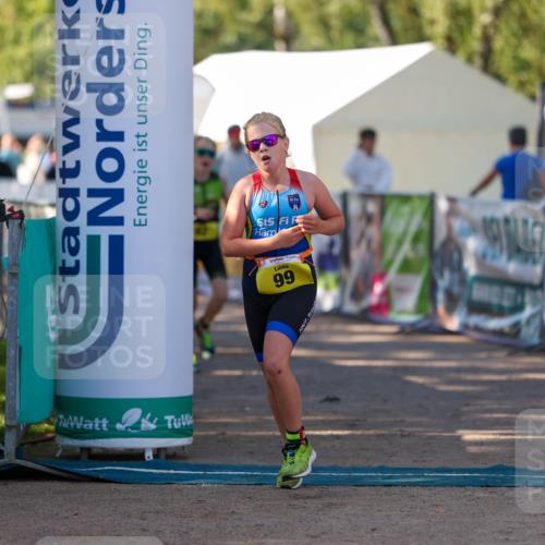 01.09.2024 - 17. Tribühne Triathlon Michael Strokosch http://msf.ph/oto/6931101 01.09.2024 09:50:03 Ziel 70, 83, 92, 99 meine-sportfotos.de