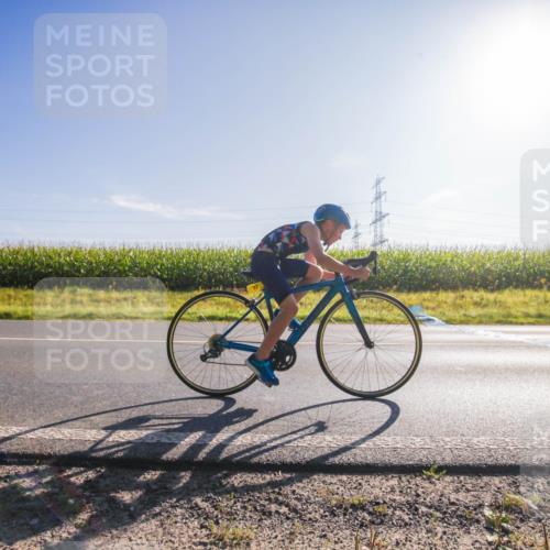 01.09.2024 - 17. Tribühne Triathlon H.Heesch http://msf.ph/oto/6935611 01.09.2024 09:37:29 Radfahren 72, 89 meine-sportfotos.de