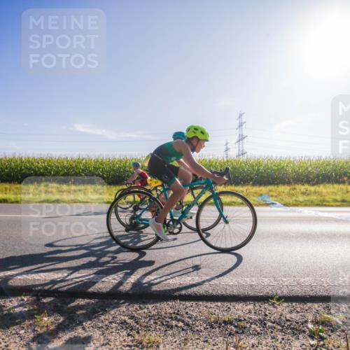 01.09.2024 - 17. Tribühne Triathlon H.Heesch http://msf.ph/oto/6935622 01.09.2024 09:38:22 Radfahren 94, 133 meine-sportfotos.de