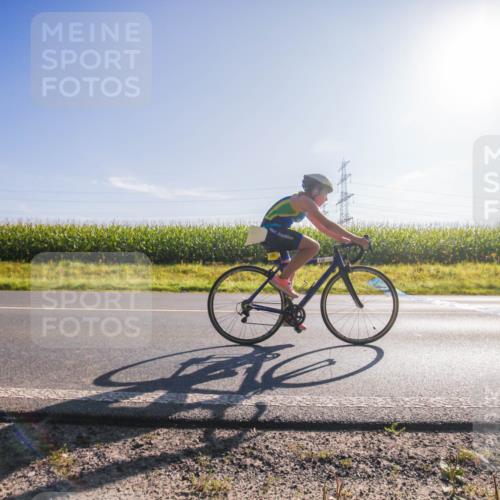 01.09.2024 - 17. Tribühne Triathlon H.Heesch http://msf.ph/oto/6935628 01.09.2024 09:38:59 Radfahren 67, 71, 83, 84, 90, 99, 106, 119, 130, 132 meine-sportfotos.de