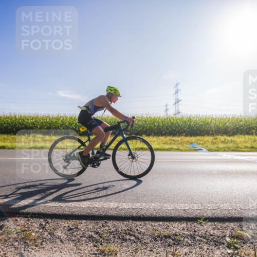 01.09.2024 - 17. Tribühne Triathlon H.Heesch http://msf.ph/oto/6935644 01.09.2024 09:39:29 Radfahren 66, 70, 77, 89, 131 meine-sportfotos.de
