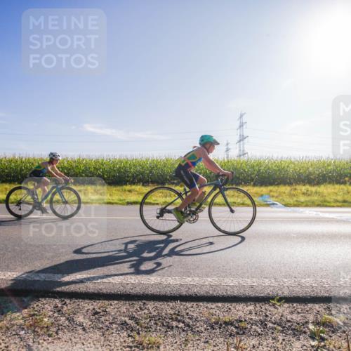 01.09.2024 - 17. Tribühne Triathlon H.Heesch http://msf.ph/oto/6935661 01.09.2024 09:40:47 Radfahren 58, 78, 83, 84, 86, 92, 99, 100, 104, 124 meine-sportfotos.de