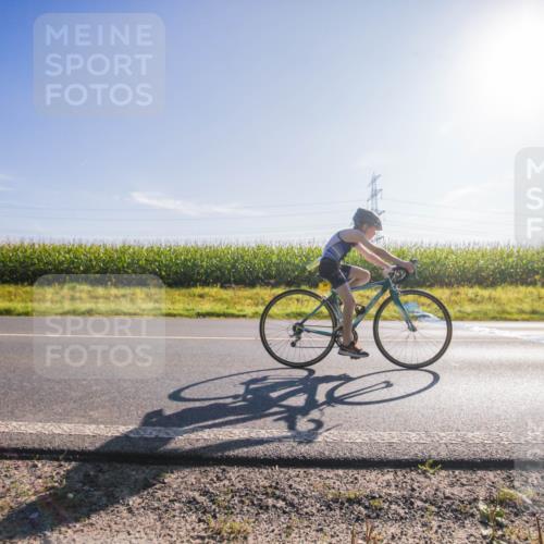 01.09.2024 - 17. Tribühne Triathlon H.Heesch http://msf.ph/oto/6935685 01.09.2024 09:41:13 Radfahren 70, 77 meine-sportfotos.de