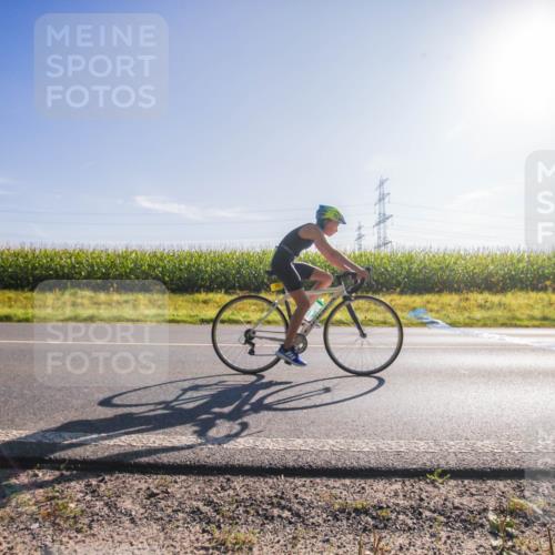 01.09.2024 - 17. Tribühne Triathlon H.Heesch http://msf.ph/oto/6935689 01.09.2024 09:41:16 Radfahren 70, 77, 96 meine-sportfotos.de