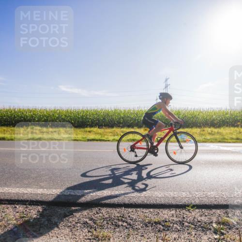 01.09.2024 - 17. Tribühne Triathlon H.Heesch http://msf.ph/oto/6935692 01.09.2024 09:41:21 Radfahren 77, 96 meine-sportfotos.de