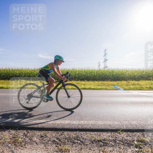 01.09.2024 - 17. Tribühne Triathlon H.Heesch http://msf.ph/oto/6935707 01.09.2024 09:41:45 Radfahren 102, 125, 129 meine-sportfotos.de