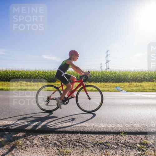 01.09.2024 - 17. Tribühne Triathlon H.Heesch http://msf.ph/oto/6935728 01.09.2024 09:43:49 Radfahren 102 meine-sportfotos.de