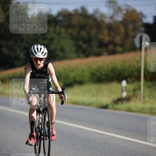 01.09.2024 - 17. Tribühne Triathlon H.Heesch http://msf.ph/oto/6937055 01.09.2024 09:38:03 Radfahren 111 meine-sportfotos.de