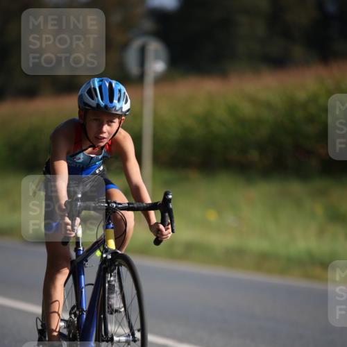 01.09.2024 - 17. Tribühne Triathlon H.Heesch http://msf.ph/oto/6937172 01.09.2024 09:38:54 Radfahren 67, 71, 83, 84, 90, 99, 103, 106, 119, 130, 132, 136 meine-sportfotos.de