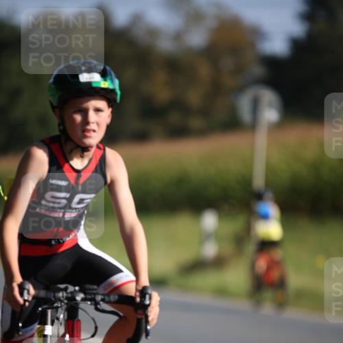 01.09.2024 - 17. Tribühne Triathlon H.Heesch http://msf.ph/oto/6937325 01.09.2024 09:39:27 Radfahren 63, 66, 70, 77, 110, 112, 131 meine-sportfotos.de