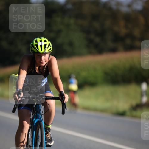 01.09.2024 - 17. Tribühne Triathlon H.Heesch http://msf.ph/oto/6937330 01.09.2024 09:39:29 Radfahren 63, 66, 77, 81, 110, 112 meine-sportfotos.de