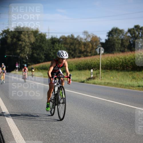 01.09.2024 - 17. Tribühne Triathlon H.Heesch http://msf.ph/oto/6937463 01.09.2024 09:40:27 Radfahren 62, 88, 103 meine-sportfotos.de