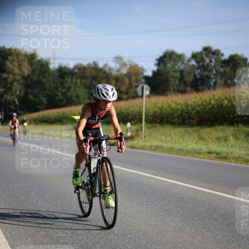 01.09.2024 - 17. Tribühne Triathlon H.Heesch http://msf.ph/oto/6937473 01.09.2024 09:40:27 Radfahren 62, 88, 103 meine-sportfotos.de