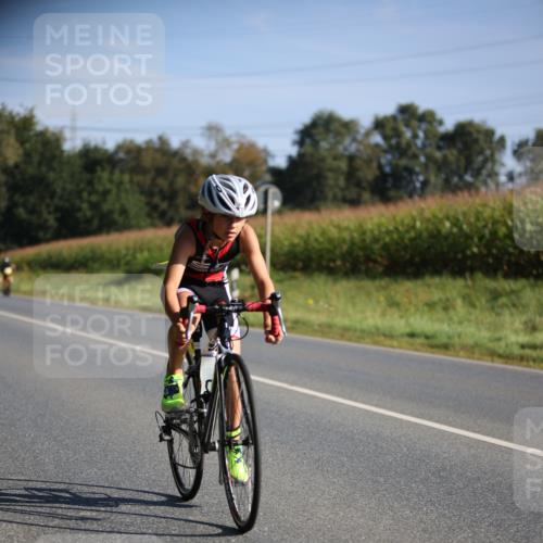 01.09.2024 - 17. Tribühne Triathlon H.Heesch http://msf.ph/oto/6937477 01.09.2024 09:40:27 Radfahren 62, 88, 103 meine-sportfotos.de
