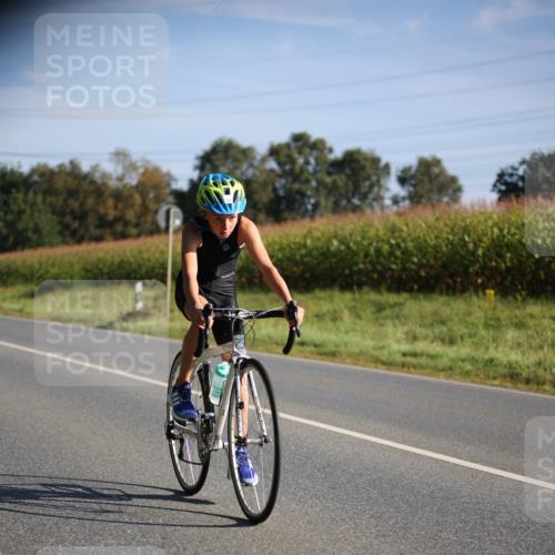 01.09.2024 - 17. Tribühne Triathlon H.Heesch http://msf.ph/oto/6937822 01.09.2024 09:41:16 Radfahren 77, 96 meine-sportfotos.de