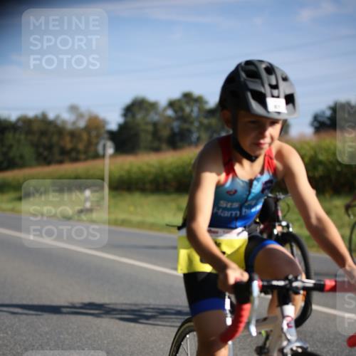 01.09.2024 - 17. Tribühne Triathlon H.Heesch http://msf.ph/oto/6937941 01.09.2024 09:41:35 Radfahren 81, 87, 125, 129 meine-sportfotos.de