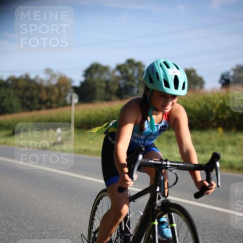 01.09.2024 - 17. Tribühne Triathlon H.Heesch http://msf.ph/oto/6938008 01.09.2024 09:41:46 Radfahren 102, 125, 129 meine-sportfotos.de
