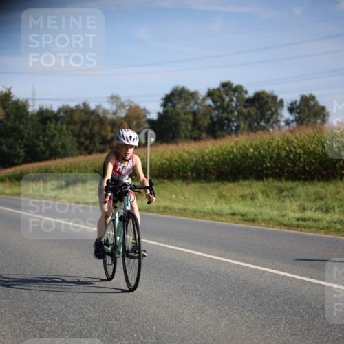 01.09.2024 - 17. Tribühne Triathlon H.Heesch http://msf.ph/oto/6938013 01.09.2024 09:42:07 Radfahren 97, 126, 127 meine-sportfotos.de