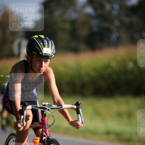 01.09.2024 - 17. Tribühne Triathlon H.Heesch http://msf.ph/oto/6938167 01.09.2024 09:43:23 Radfahren 80, 95, 123 meine-sportfotos.de