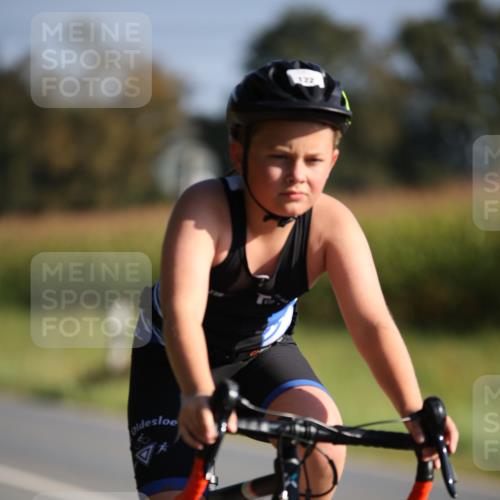 01.09.2024 - 17. Tribühne Triathlon H.Heesch http://msf.ph/oto/6938277 01.09.2024 09:44:08 Radfahren 122, 126 meine-sportfotos.de