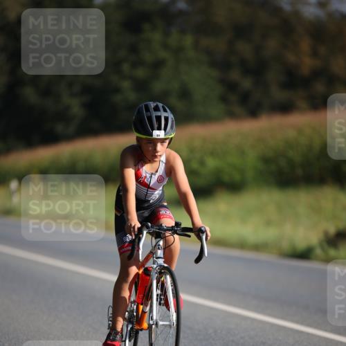 01.09.2024 - 17. Tribühne Triathlon H.Heesch http://msf.ph/oto/6938286 01.09.2024 09:44:37 Radfahren 91, 101 meine-sportfotos.de