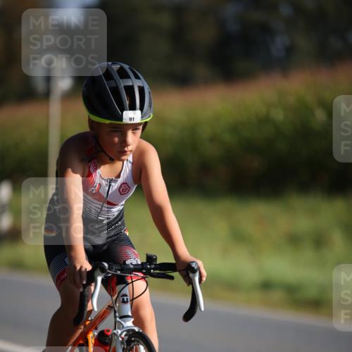 01.09.2024 - 17. Tribühne Triathlon H.Heesch http://msf.ph/oto/6938325 01.09.2024 09:44:38 Radfahren 91, 101 meine-sportfotos.de