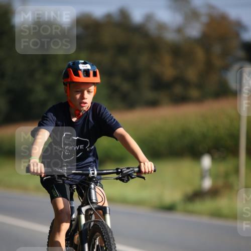 01.09.2024 - 17. Tribühne Triathlon H.Heesch http://msf.ph/oto/6938485 01.09.2024 09:46:21 Radfahren 116 meine-sportfotos.de